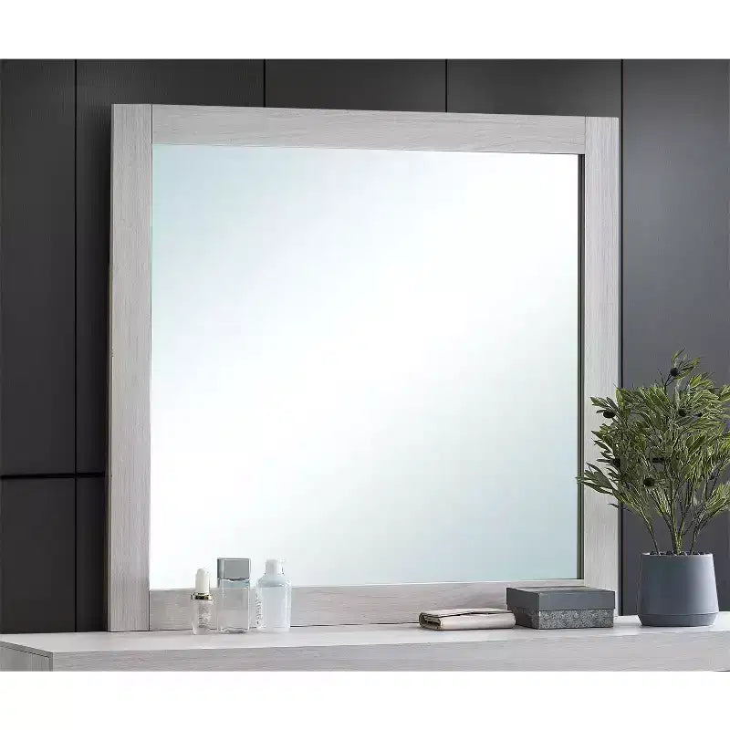 Miroir de commode rectangulaire en bois, 39 po L x 37 po H